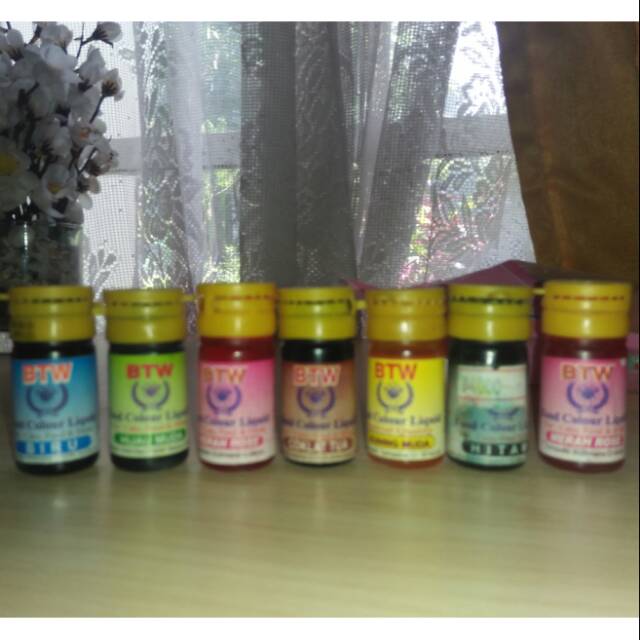 

PEWARNA MAKANAN KECIL