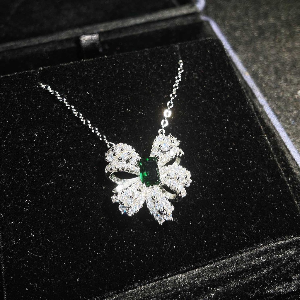 Set Kalung Cincin Anting Stud Desain Kupu-Kupu Emerald Natural Bahan Stainless Untuk Aksesoris