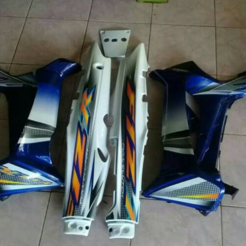 body kiri kanan Vega r lama
