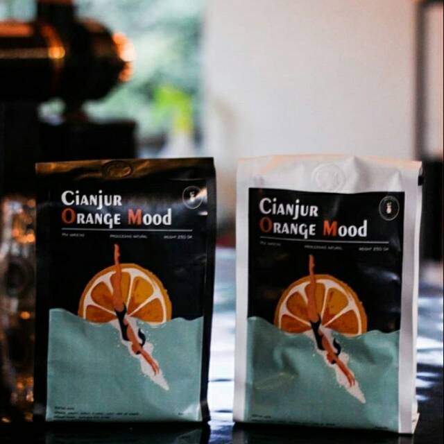 

ROSTBEAN CIANJUR ORANGE MOOD