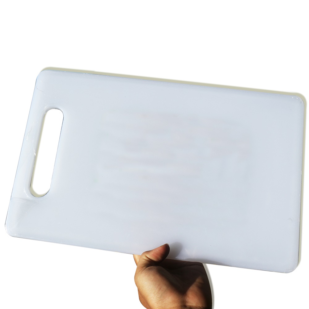 Talenan Plastik Professional Cutting Board 40 x 25 cm - Putih