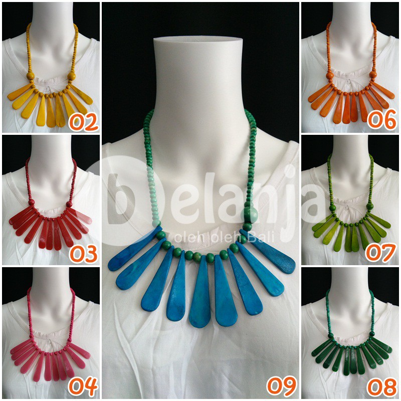 Kalung Kayu Resin Kipas Jari Kecil (ext) kalung hiasan leher oleh oleh bali