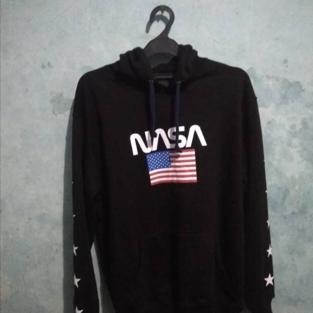 harga hoodie h&m nasa