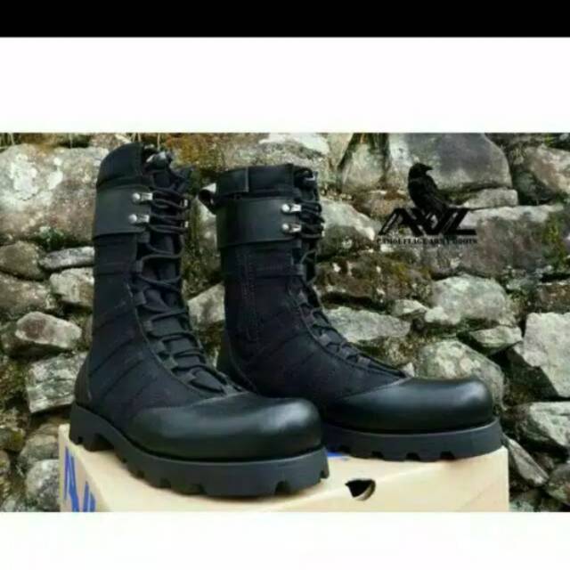 SEPATU PDL NINJA TITAN RADIAL ANTI AIR MERK AWL