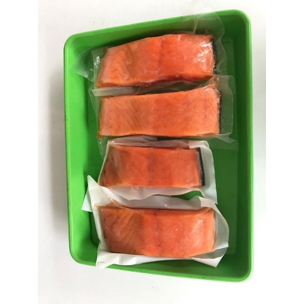 

Fillet Salmon Sashimi Grade (Tanpa Pewarna, Tanpa Pengawet). Harga adalah per 100 gr