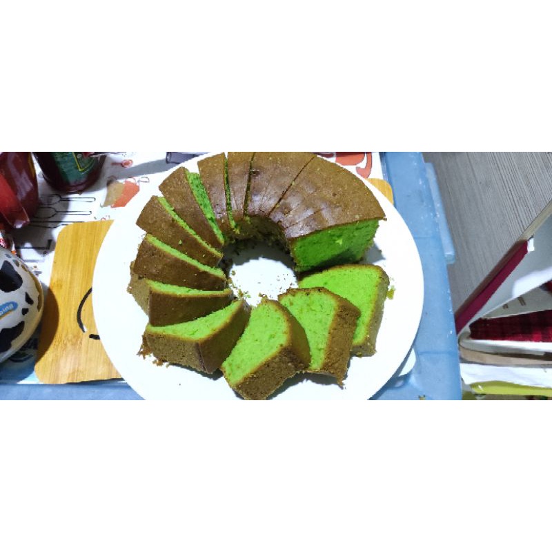 

Pandan cake, bolu jadul ekonomis, 5 telur, enak dan halal