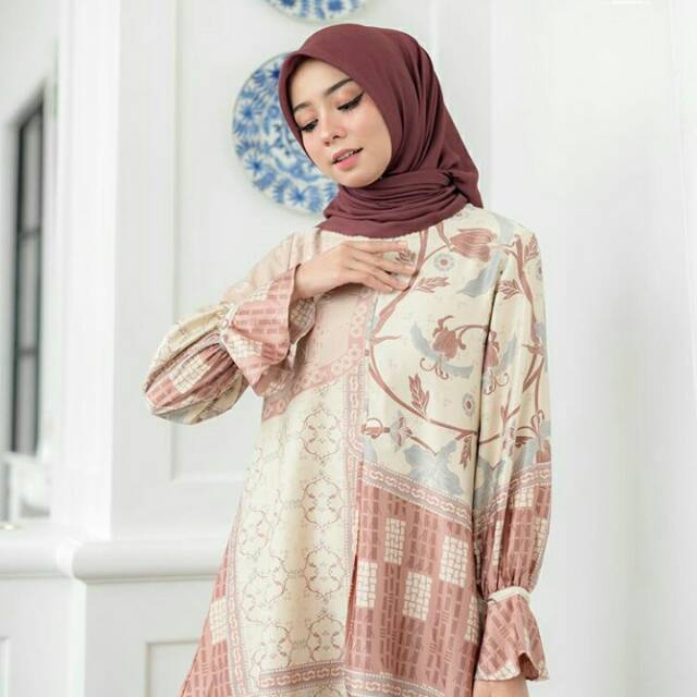Asha tunik wearing klamby
