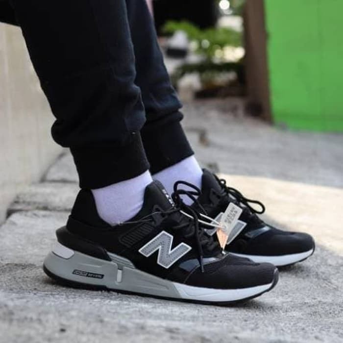 black grey new balance