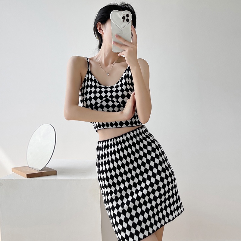 【Elegant】Sexy Low Cut Houndstooth Cami Top &amp; Slit Skirt  Two Piece Set 7473