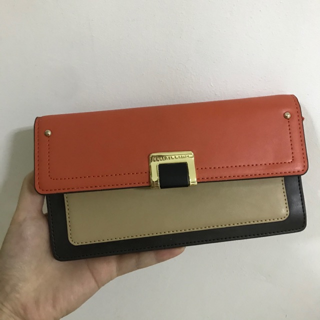 Dompet Charles & Keith