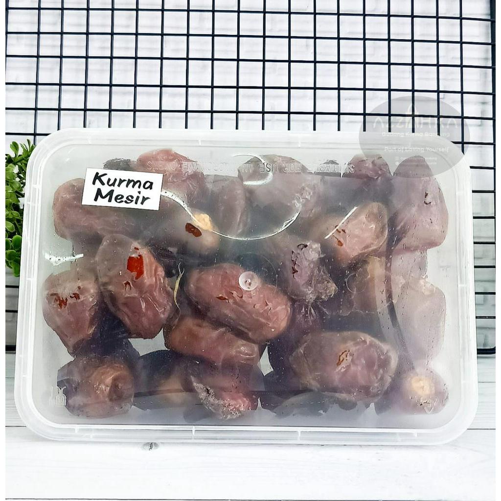 

Kurma Mesir Golden Valley