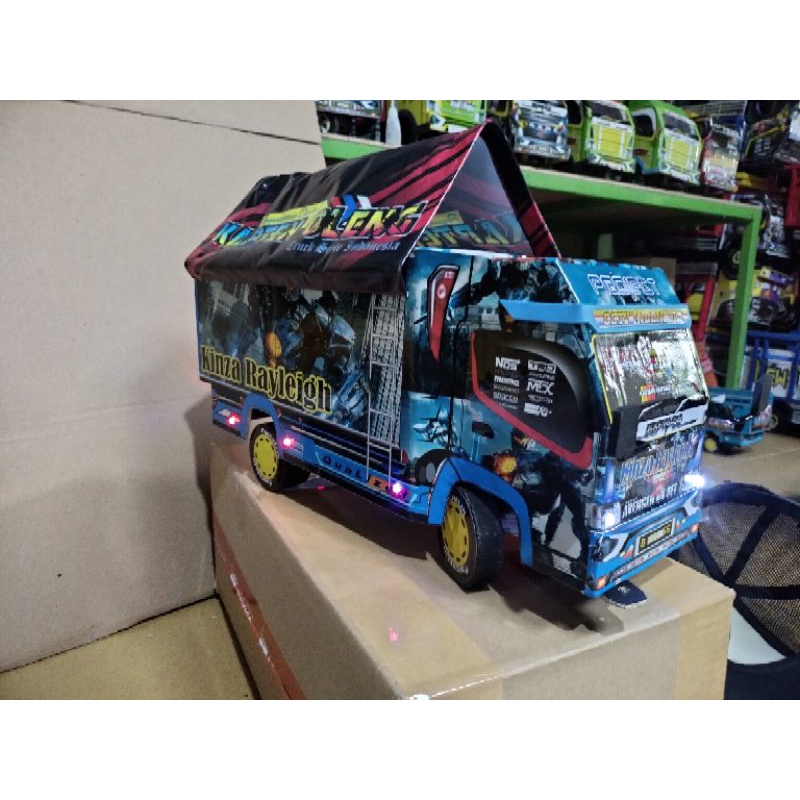 truck oleng jumbo P42cm  BISA CUSTOM FOTO DAN NAMA. full request foto dan nama suka&quot;