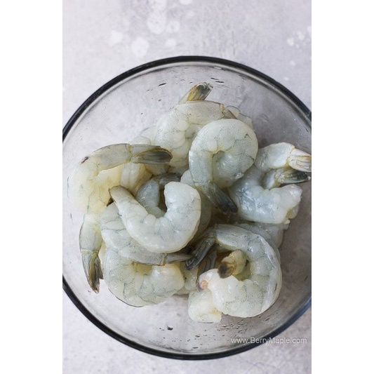 

udang kupas mentah sisa ekor 1kg