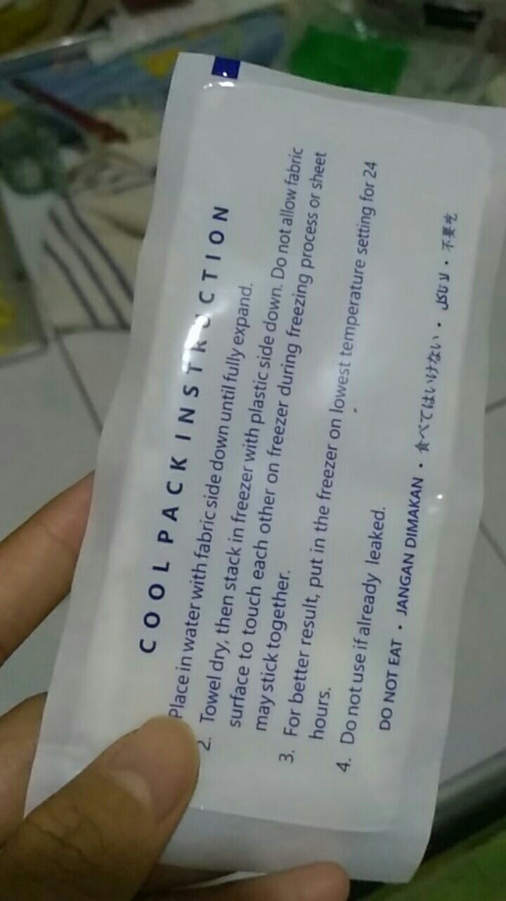 Ice Gel Pack Thermafreeze Lembaran Pengganti Dry Ice Es Pendingin Makanan Es Anti Cair A705