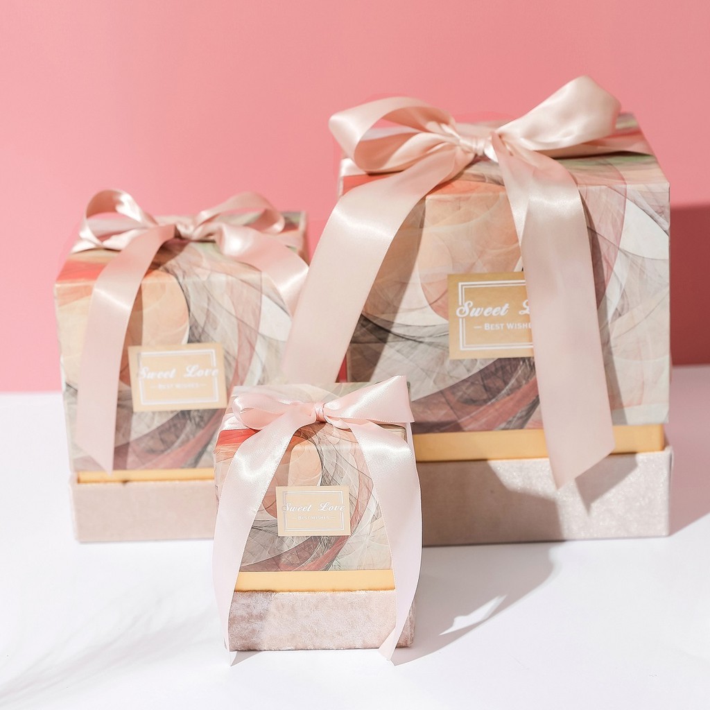 

Kotak Kemasan Kado Hadiah Bullu / Gift Box "Sweet Love Best Wisher