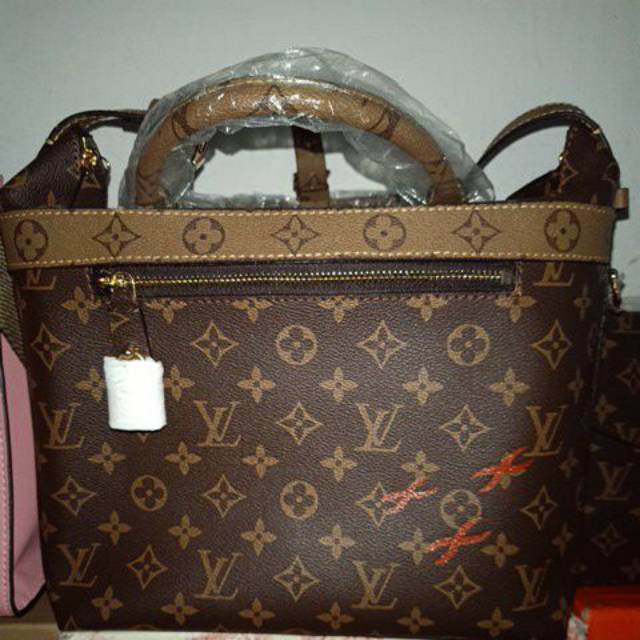 LV Selena Gomez kak bintari (dp 250)