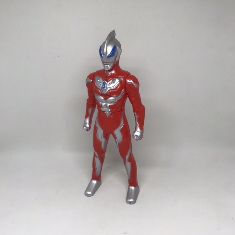 Mainan Action Figure Ultraman Zero Anime Japan Monster Battle Tinggi 18 cm