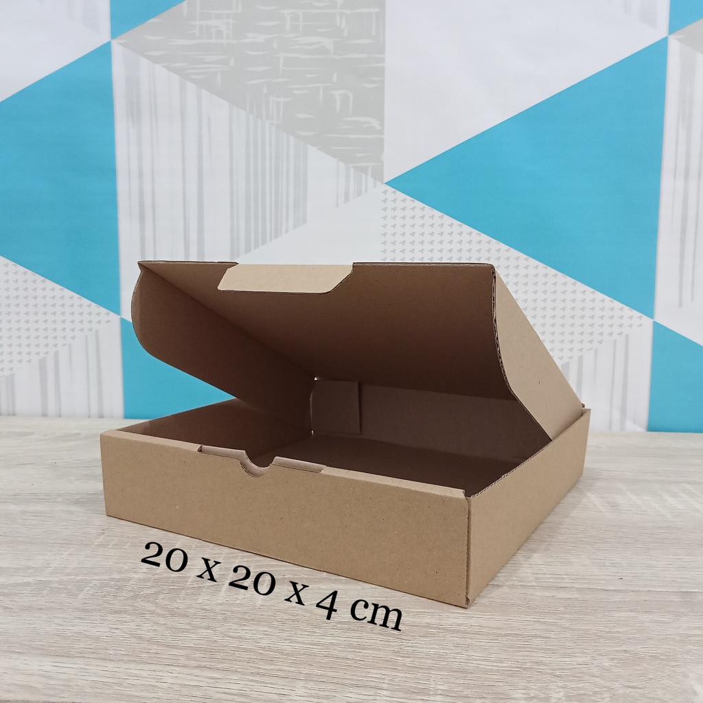 

Kardus 20 x 20 x 4 cm....Die Cut kotak aksesoris dll