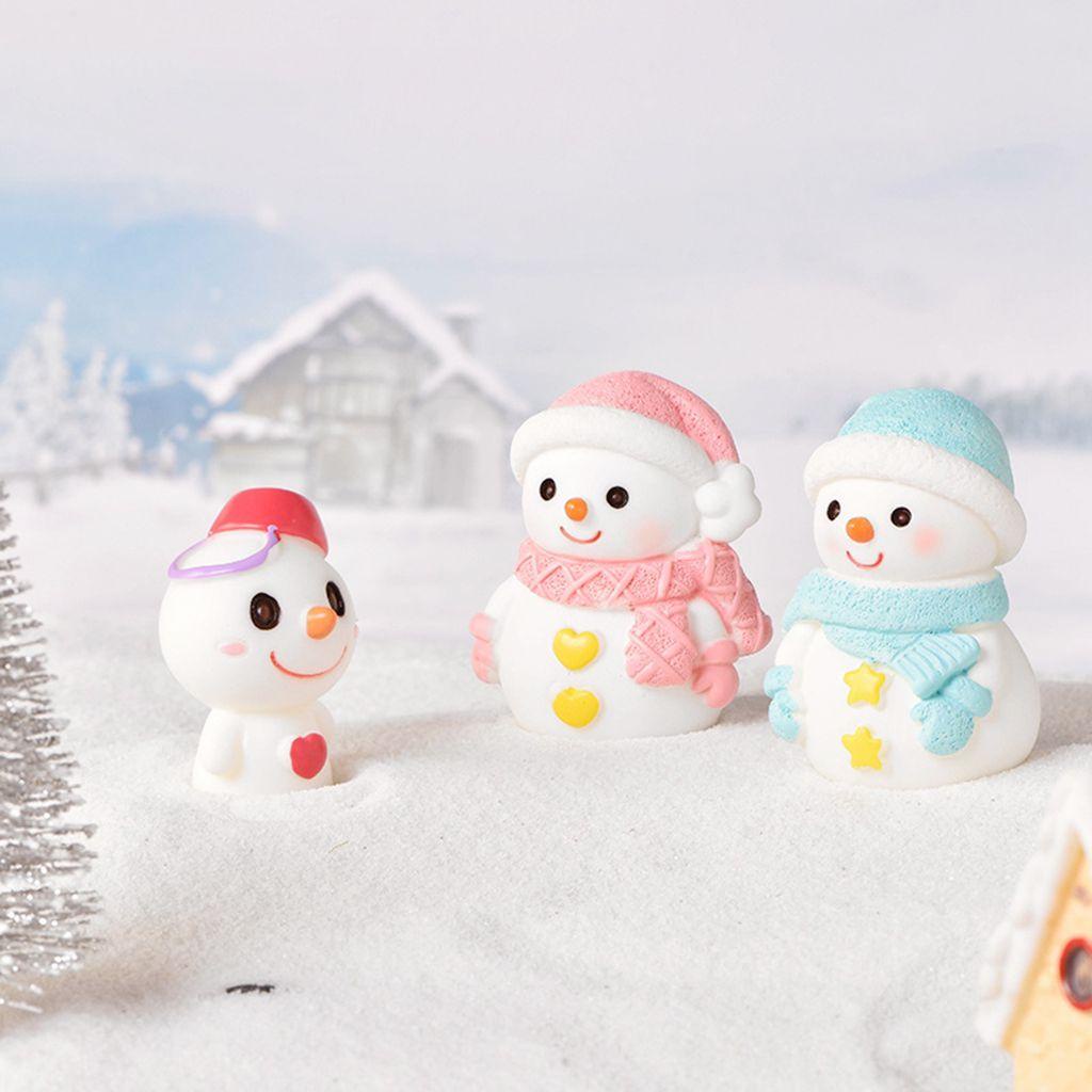 Agustina Ornamen Natal Lucu Mini Bola Dunia Salju Perlengkapan Resin Desain Kartun Pemandangan Mikro Dekorasi Snowman Figurine