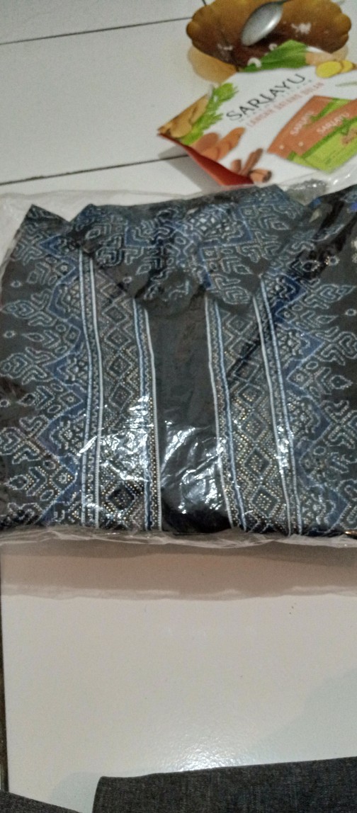 Wm>couple  Batik Couple Batik Keluarga Batik Toraja Biru Navy Batik Termurah Konveksi Sendiri
