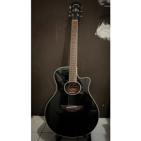 Yamaha APX 600 Gitar Akustik Elektrik - Acoustic Electric Guitar Hitam Black