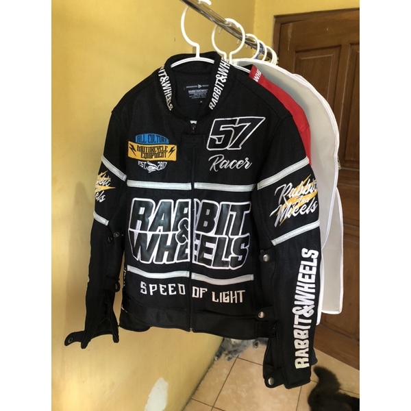 Rabbit and Wheels (1) Midnight (2) Reys v2