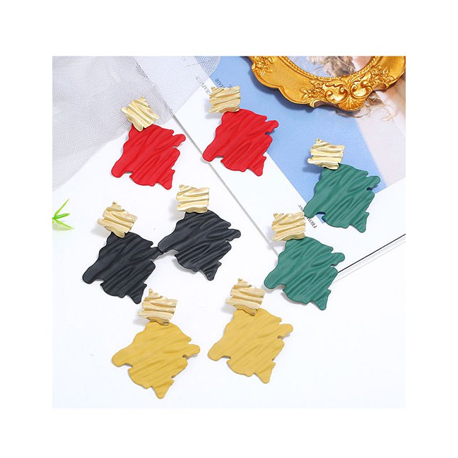 LRC Anting Tusuk Fashion Contrast Irregular Geometric Square Stud Earrings A60567