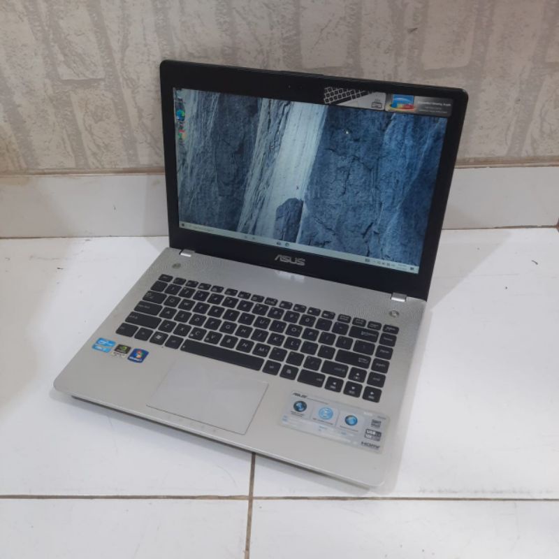 Laptop Asus N46VM, Core i7-3610QM, DoubleVga, Hd Graphics, Nvidia Geforce 630 2Gb, Ram 4gb, Hdd 750G