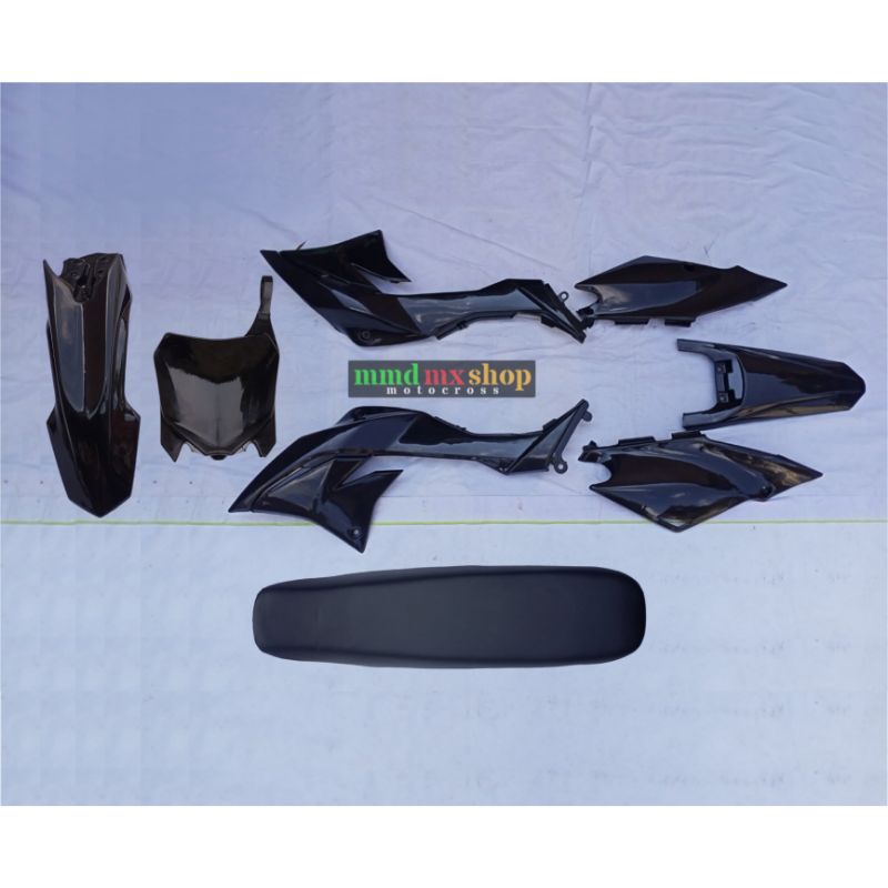 Body dtracker new plus spakbor depan papan nomor crf 150 l dan jok untuk upgrade klx 150 old / dtrac