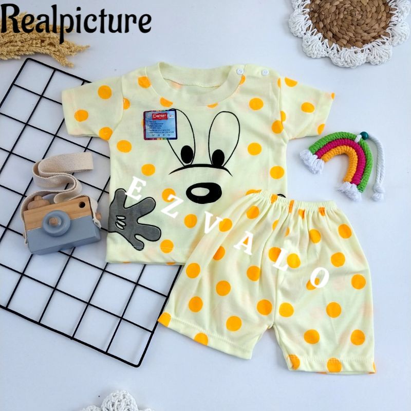 set baju bayi kaos oblong tangan pendek / piayama bayi kancing di pundak