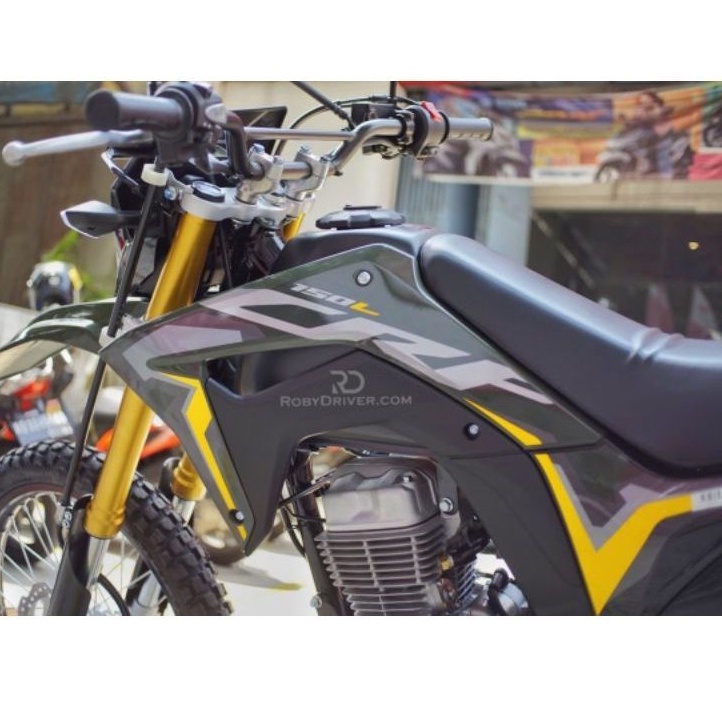 STRIPING STIKER LIST BODI MOTOR STANDAR CRF 150L TAHUN 2021 EXTREME GREEN STIKER CRF 150L 2021
