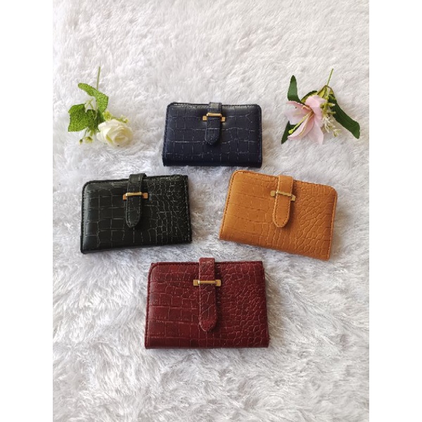 Dompet Lipat Wanita Reva