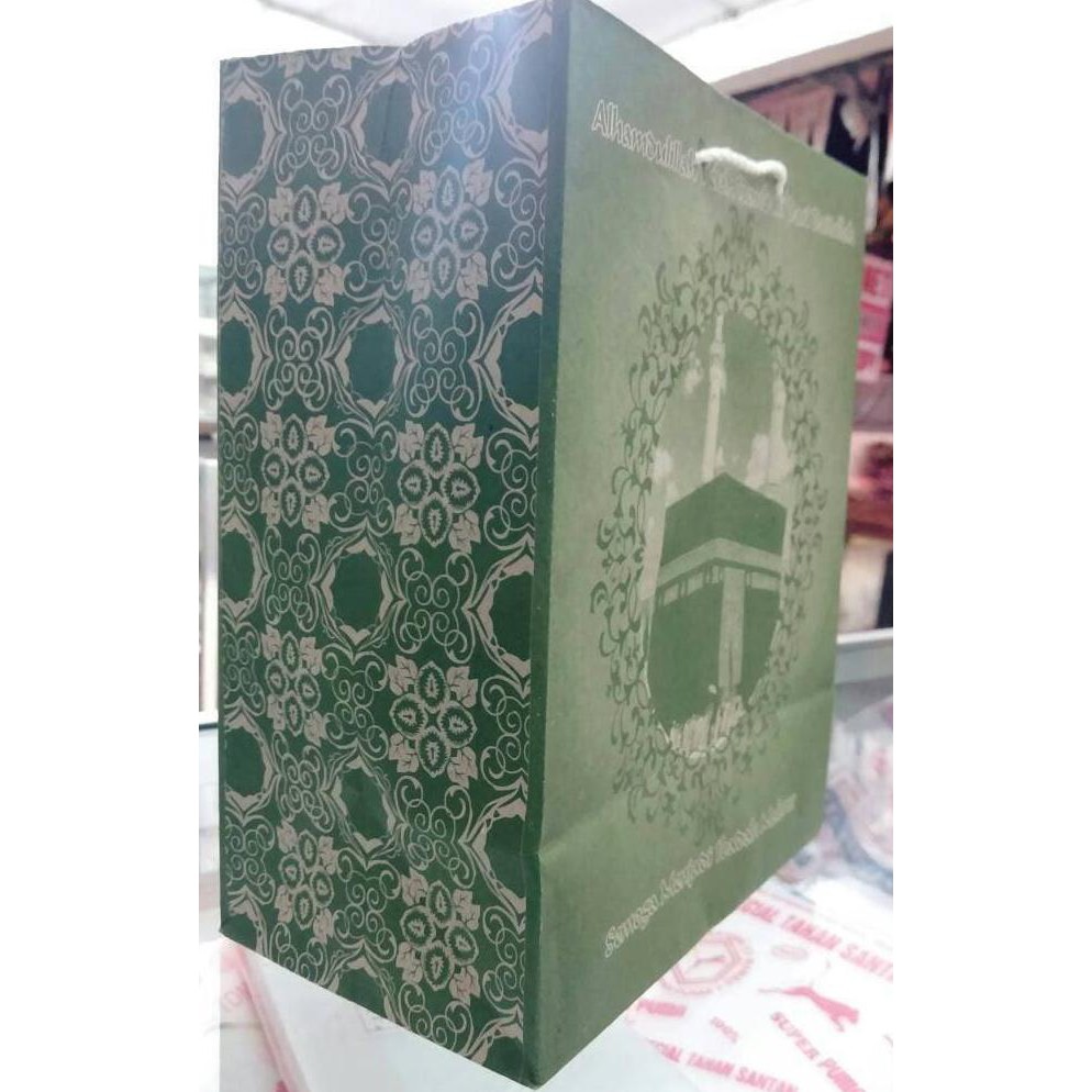 

Februari Maniss Tas Kertas / Tas Lipat Untuk Oleh-Oleh Haji Dan Umroh Kode 827