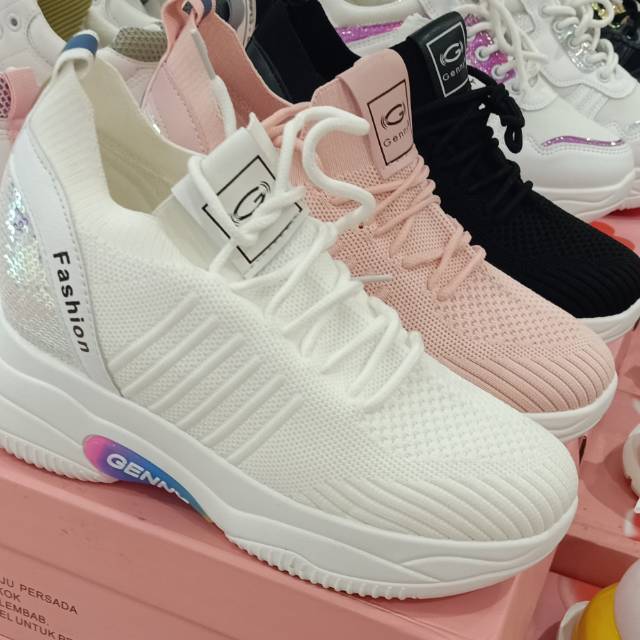 SEPATU SNEAKERS WANITA GENNY