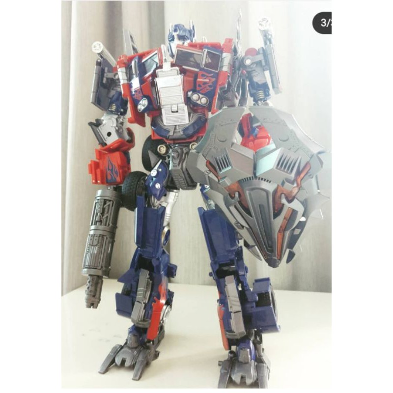 SOLD - Optimus Prime Wei Jiang M01 commander