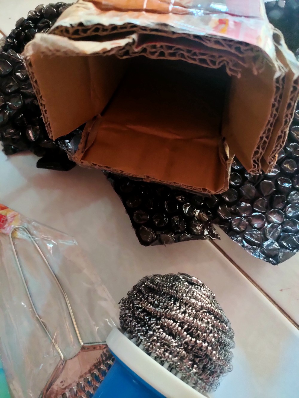 Js1226 Sikat Kawat Panci Kuali  Bulat Gagang Plastik / Sikat Kawat Pembersih Panci /brush Steel Wool