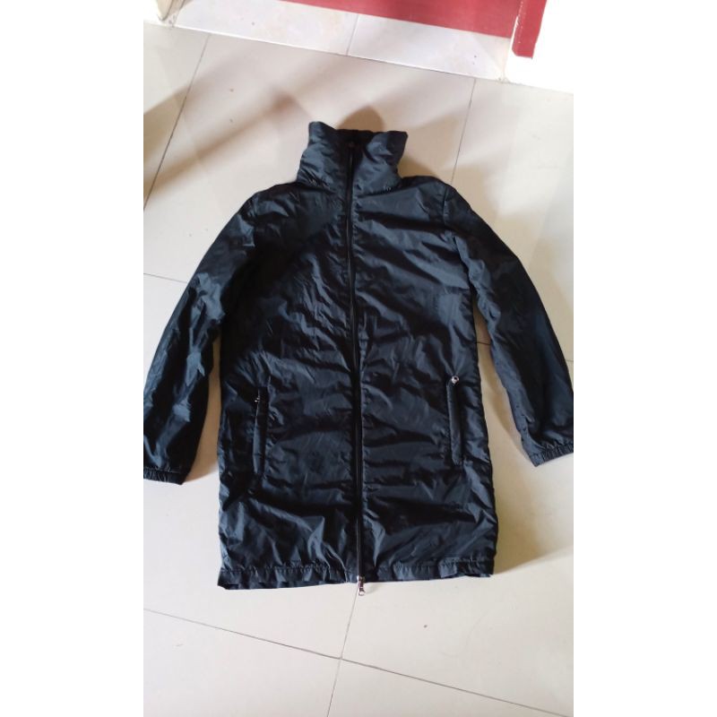 jaket outdoor PRADA waterproof secondhand barang monja preloved