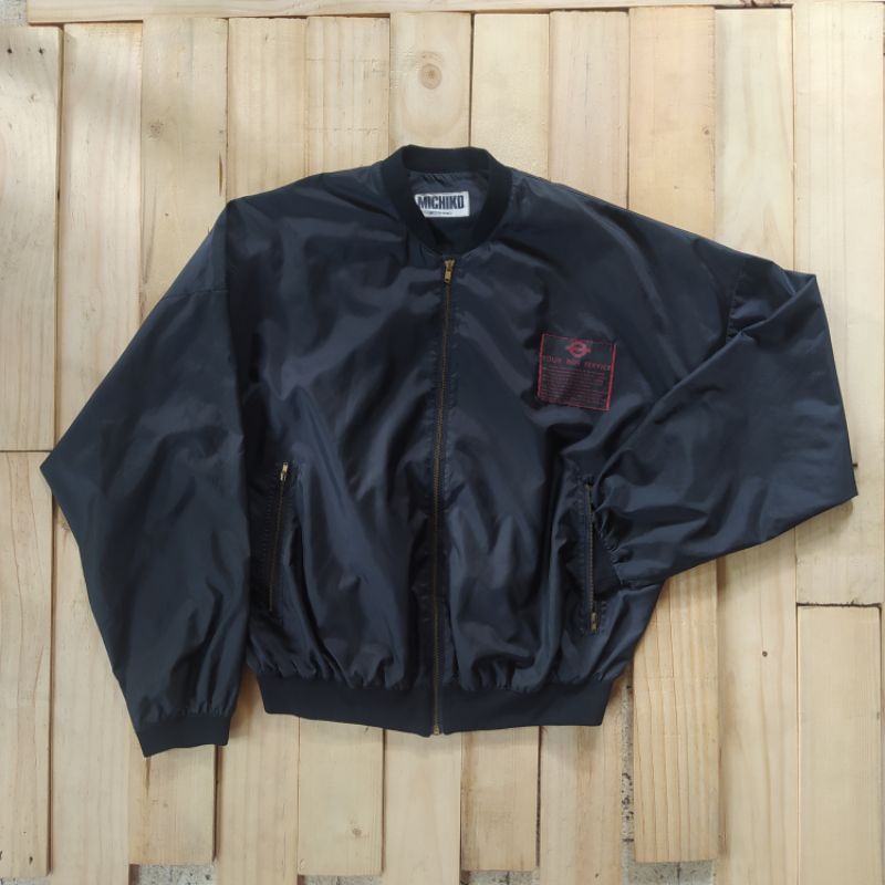 jaket parasit bomber Michiko Koshino London