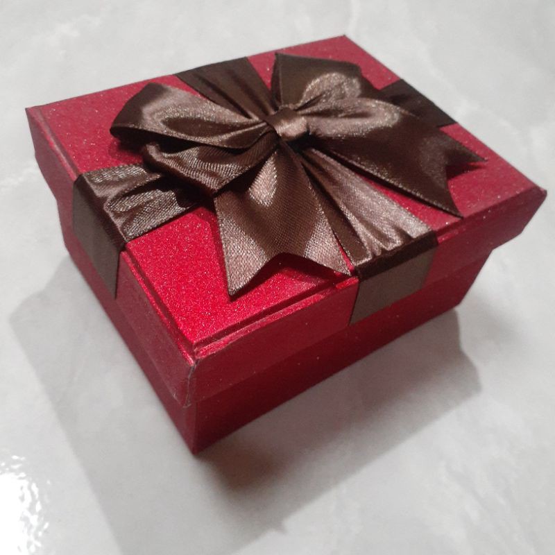 GLITTER RED BOX HADIAH CANTIK Bisa Reques Ukuran Silakan Chat