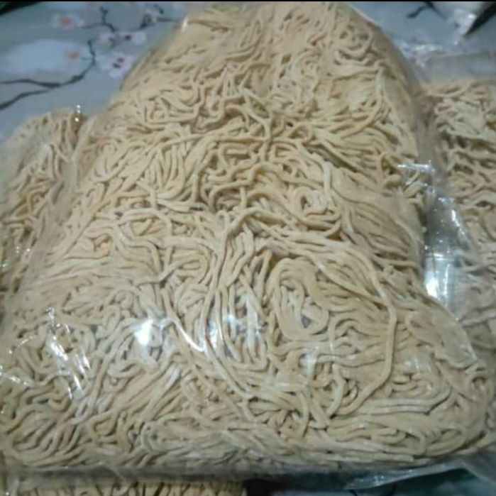 

mie ayam mentah keriting tebal