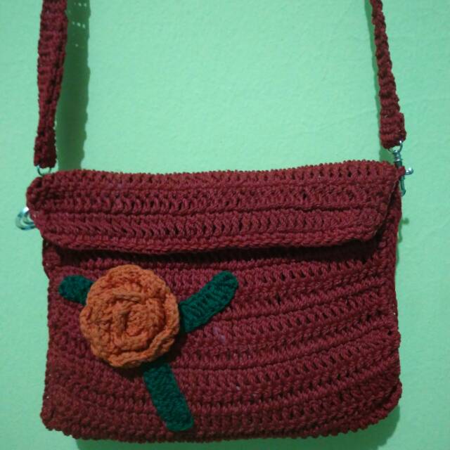 Tas slempang bunga timbul