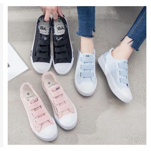 Sepatu Sneakers Wanita TPAA91004 Import Fashion Korea Bahan Kanvas / Sol Karet