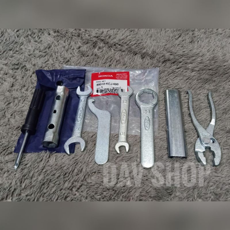 TOOL SET/TOOL KIT/ALAT KUNCI SET LENGKAP HONDA TIGER LAMA TILAM TILAS 2000 TIREV ORIGINAL AHM