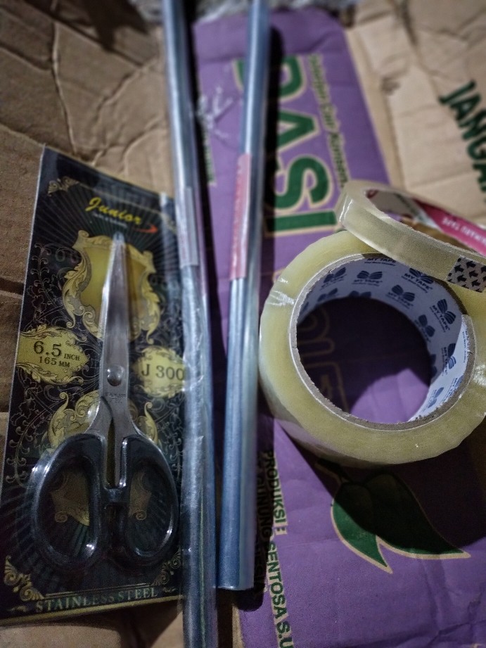 Gunting Sedang Junior 6 Inchi (best Seller)