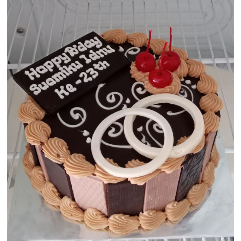 

kue ulang tahun blackforest