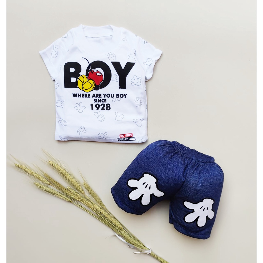 Klik Mds Baju Bayi Laki-laki Motif Boy 1982 Putih / Setelan Bayi Laki-laki Usia 0 sampai12 Bulan