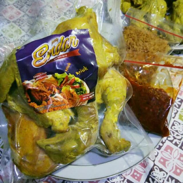 

Ayam kremes Jeng Endar siap saji