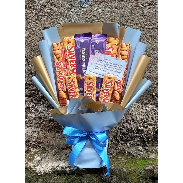 

(Ready) BUCKET SNACK/Bucket makanan/kado wisuda/kado valentine 65gram