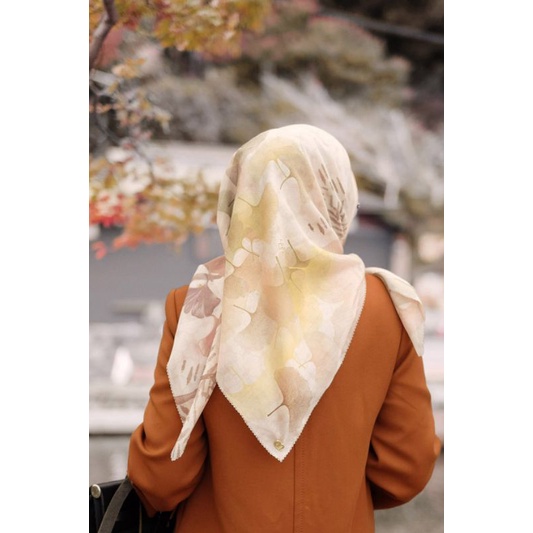 Buttonscarves ginkgo buttercream preloved