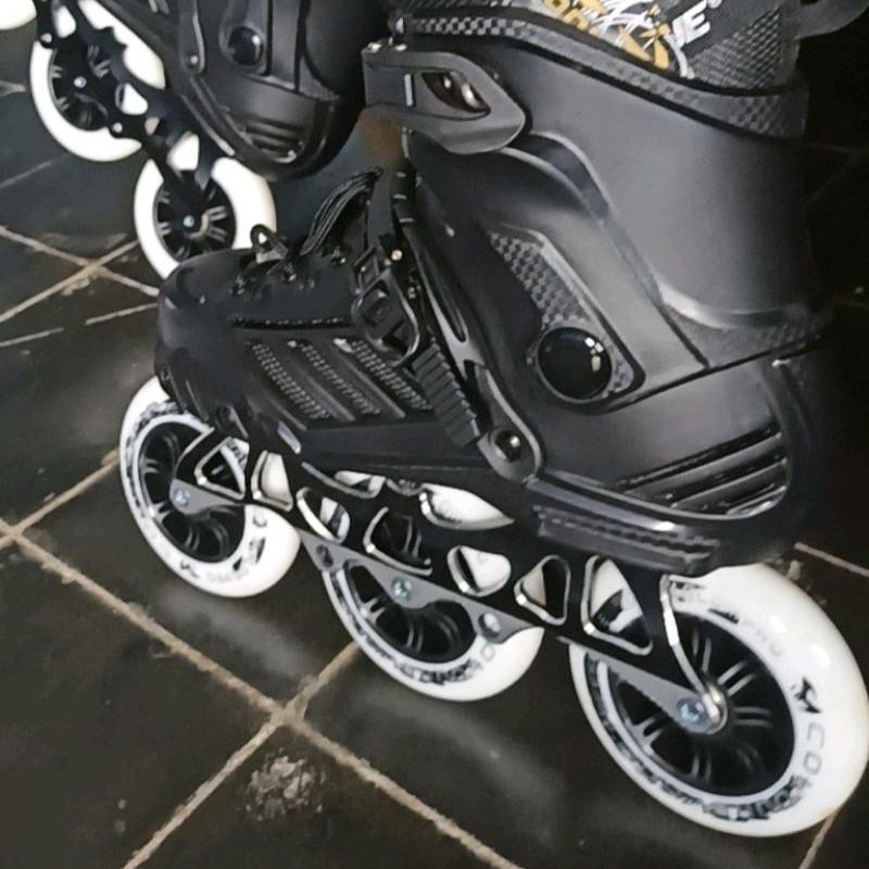 Sepatu roda second / Sepatu Roda Colour Blade Urban Inline Skate 3x110 hybrid / sepatu roda tiga bek